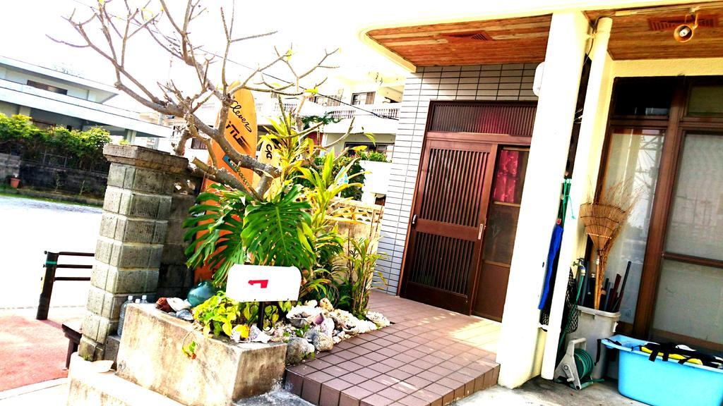 Marine & Guest House Chura Motobu Exteriör bild